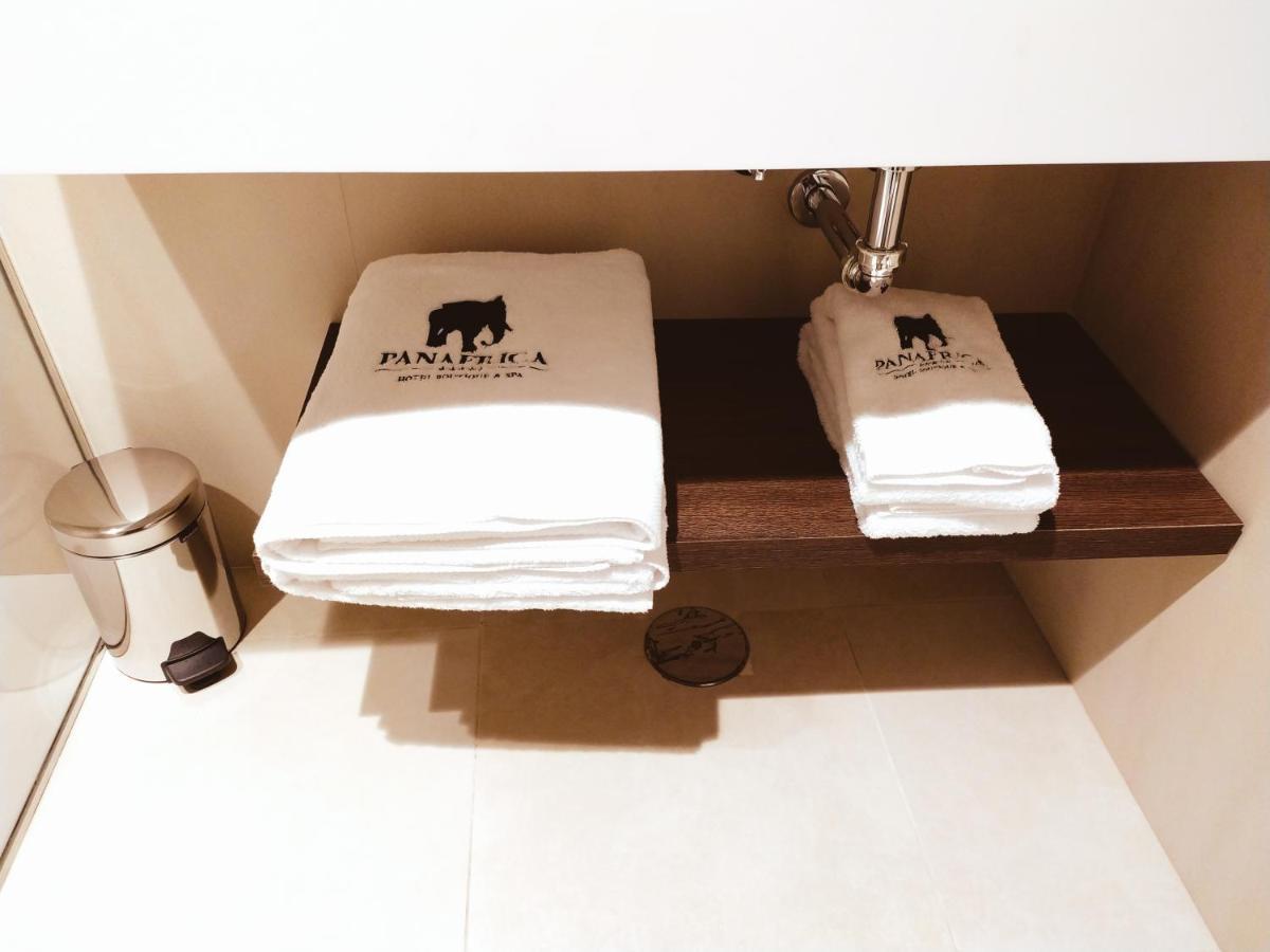 Panafrica Hotel Boutique & Spa バタ エクステリア 写真