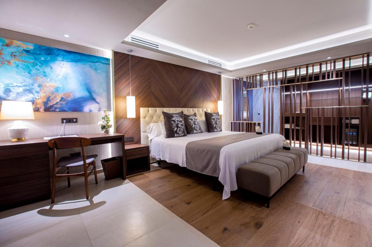 Panafrica Hotel Boutique & Spa バタ エクステリア 写真