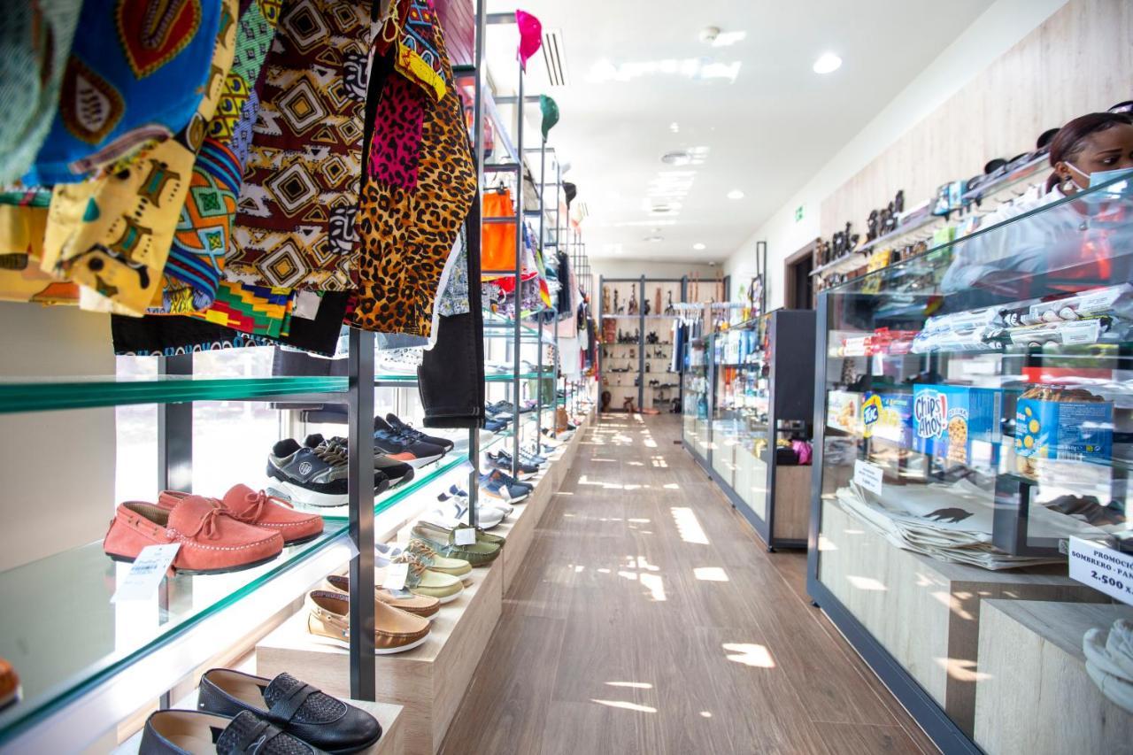 Panafrica Hotel Boutique & Spa バタ エクステリア 写真