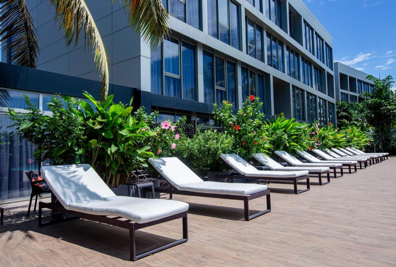 Panafrica Hotel Boutique & Spa バタ エクステリア 写真