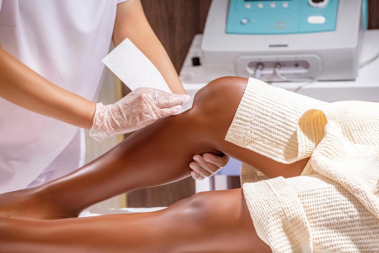 Panafrica Hotel Boutique & Spa バタ エクステリア 写真